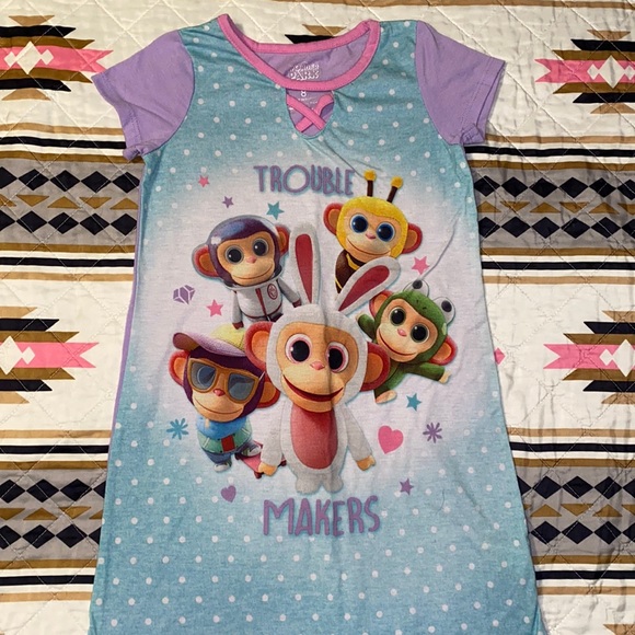 Girls wonder park nightgown - Picture 1 of 2